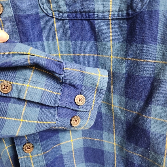 Deluth Trading Co. Blue Plaid Button-Up Shirt Men's Medium - Picture 4 of 7